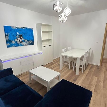 Luksusowy Apartament Przy Dworcu Estetino Exterior foto