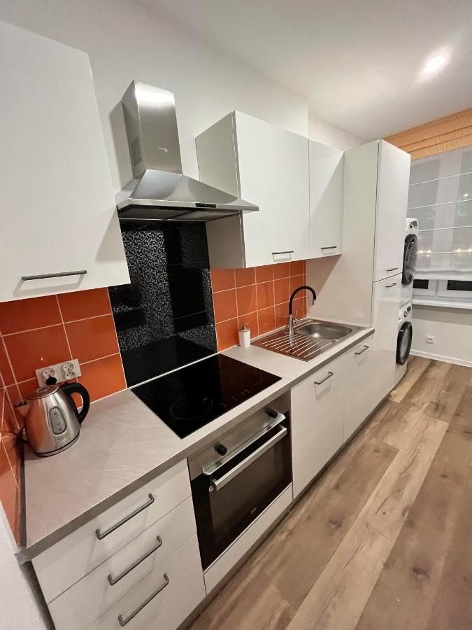 Luksusowy Apartament Przy Dworcu Estetino Exterior foto