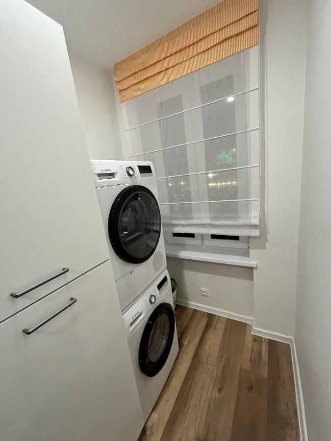 Luksusowy Apartament Przy Dworcu Estetino Exterior foto