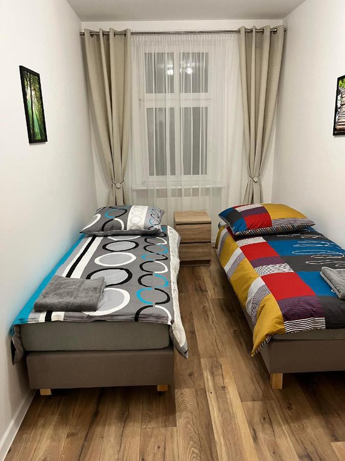 Luksusowy Apartament Przy Dworcu Estetino Exterior foto